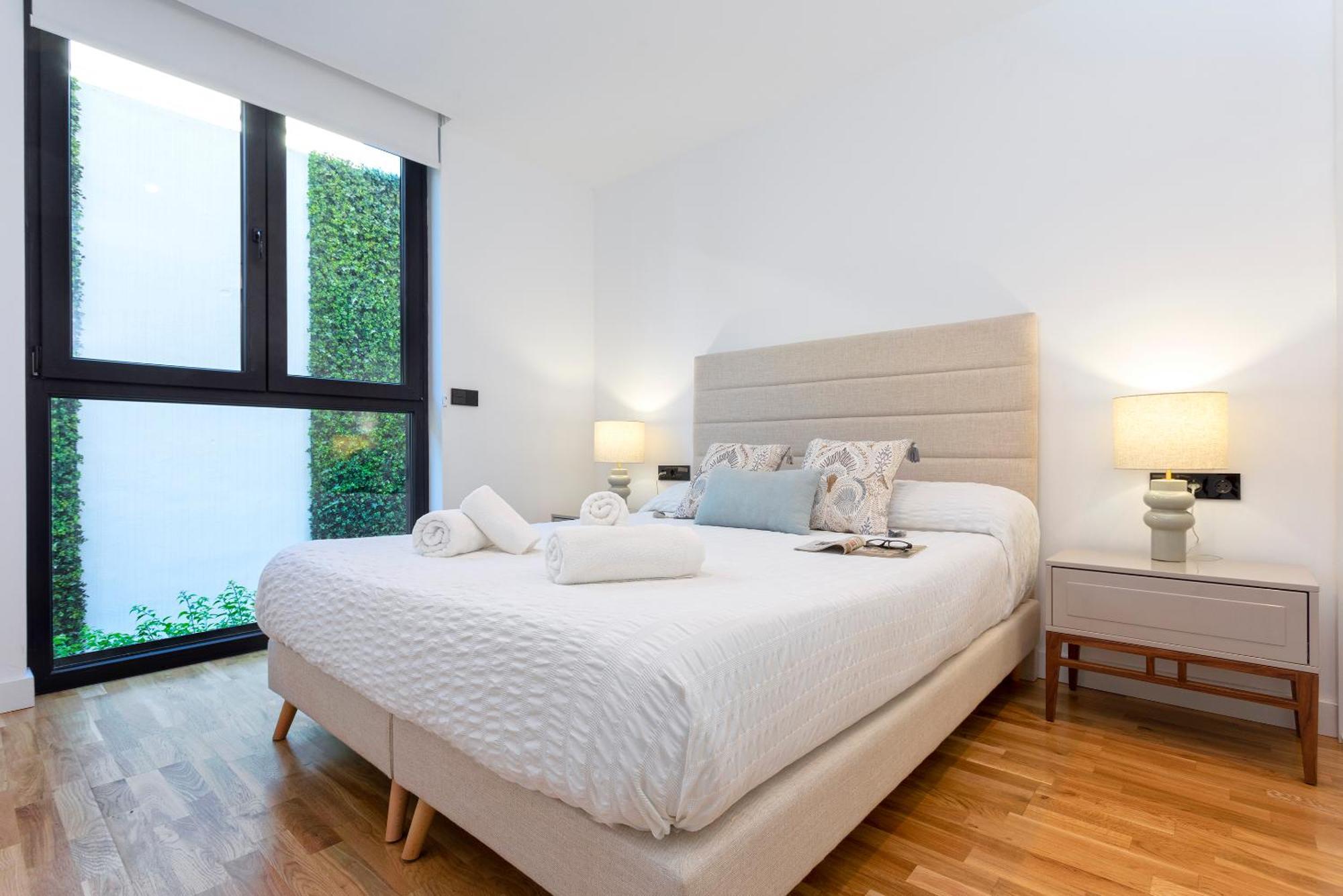 Malagueta Beach Front Luxury Apartment By Rent Me Malaga Luaran gambar
