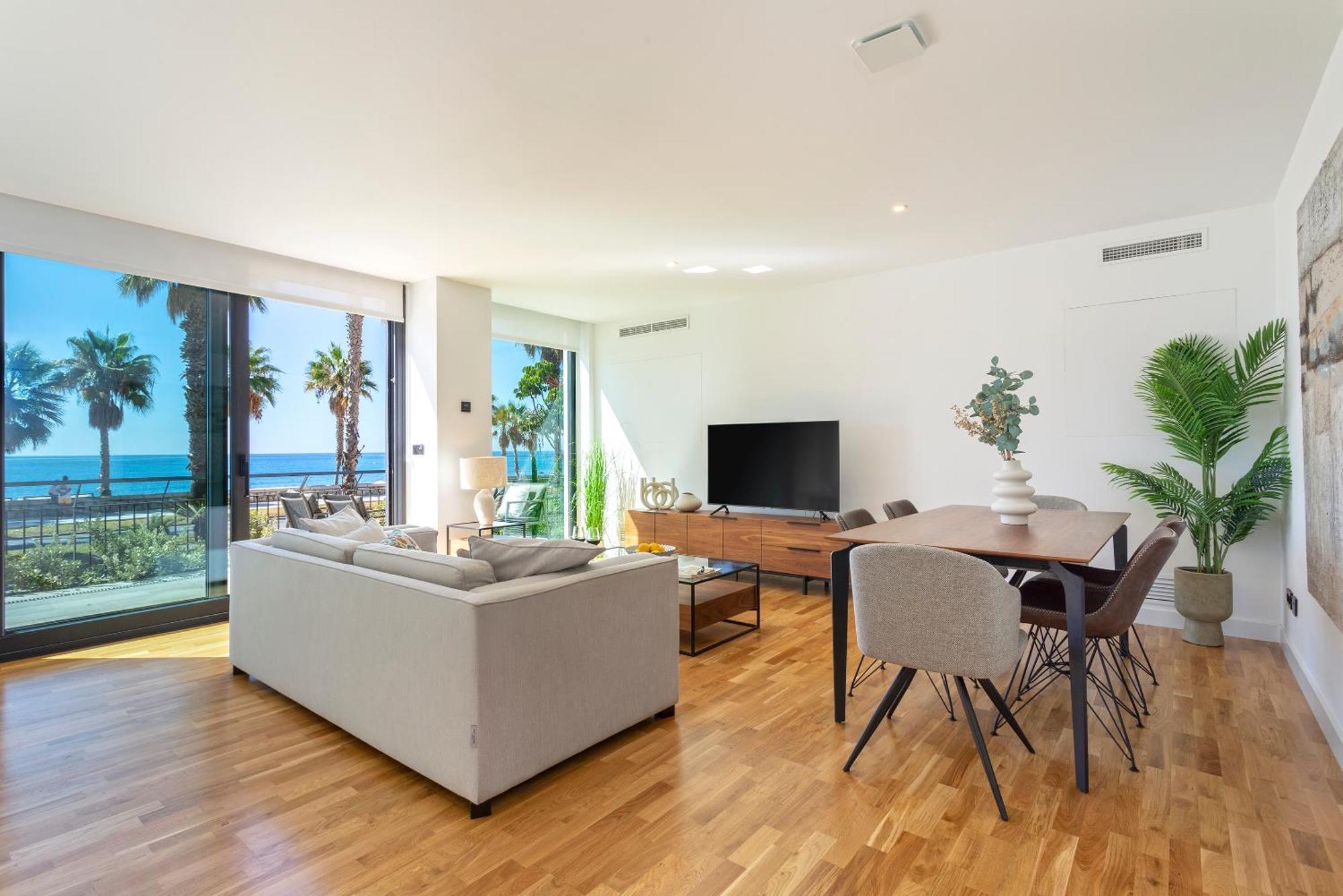 Malagueta Beach Front Luxury Apartment By Rent Me Malaga Luaran gambar